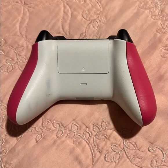 Xbox controller - Picture 2 of 3